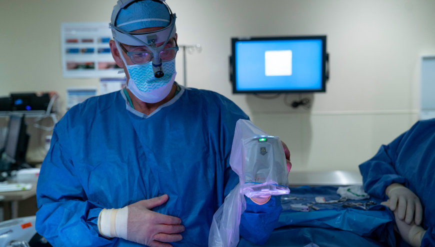NEW SPY-PHI TECHNOLOGY TO HELP BREAST CANCER SURGEONS SEE MORE DURING SURGERY